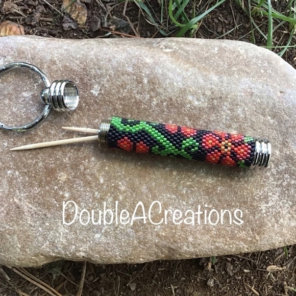Red Flowers Hidden Compartment Beaded Keychain, Handmade - Picture 3 of 7